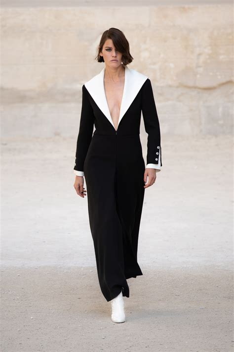 resort 2022 chanel|chanel resort suits 2022.